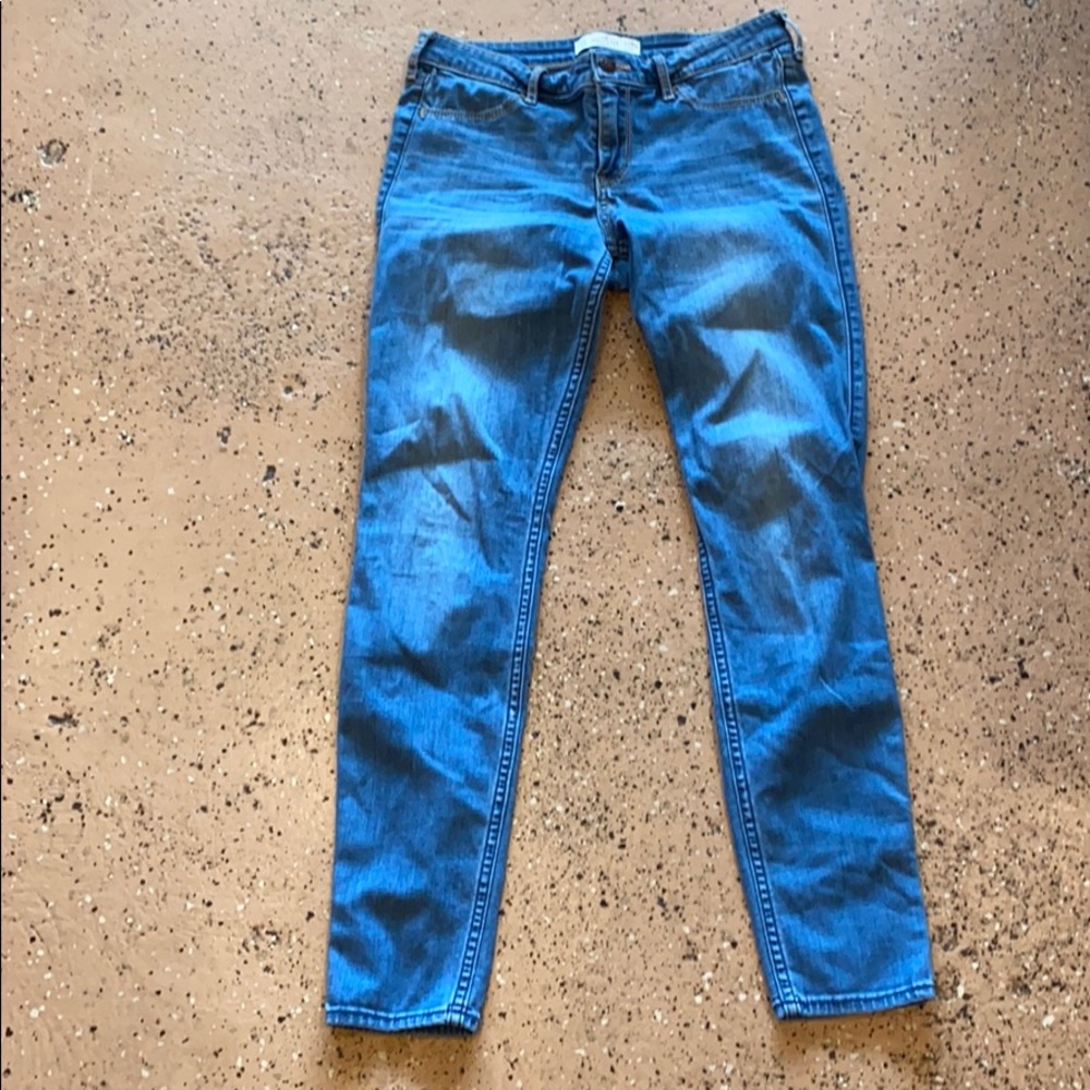 Hollister jeans